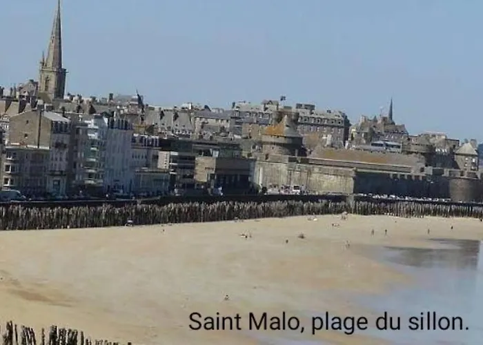 Maison Proche Du Mont Saint Michel 度假居