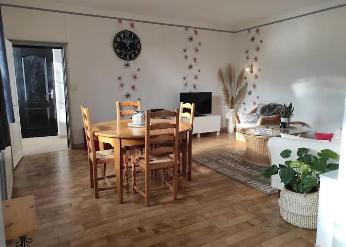 Maison Proche Du Mont Saint Michel * 蓬托尔松