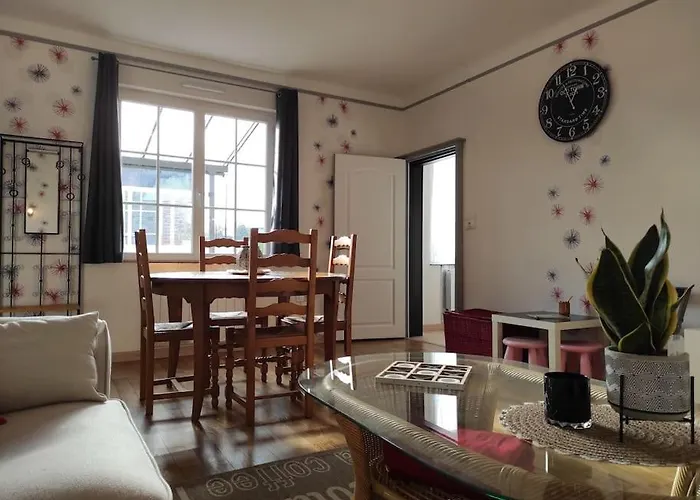 Maison Proche Du Mont Saint Michel 度假居 *